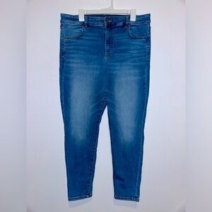 AE Next Level Super High-Waisted Jeggings